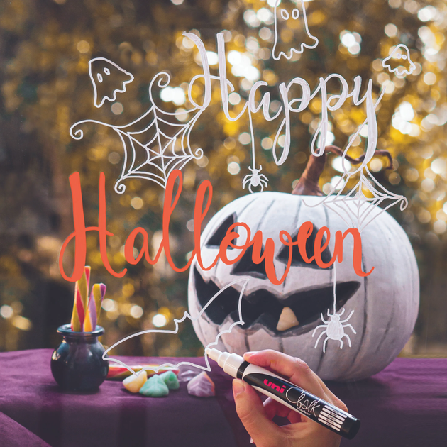 Zestaw markerów kredowych Uni Posca Halloween 4 szt (3701614900171) - obraz 7