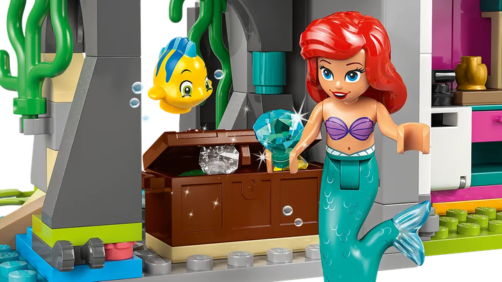 Zestaw klocków LEGO Disney Zamek księżniczek i królewskie zwierzaki 787 elementów (43267) - obraz 10