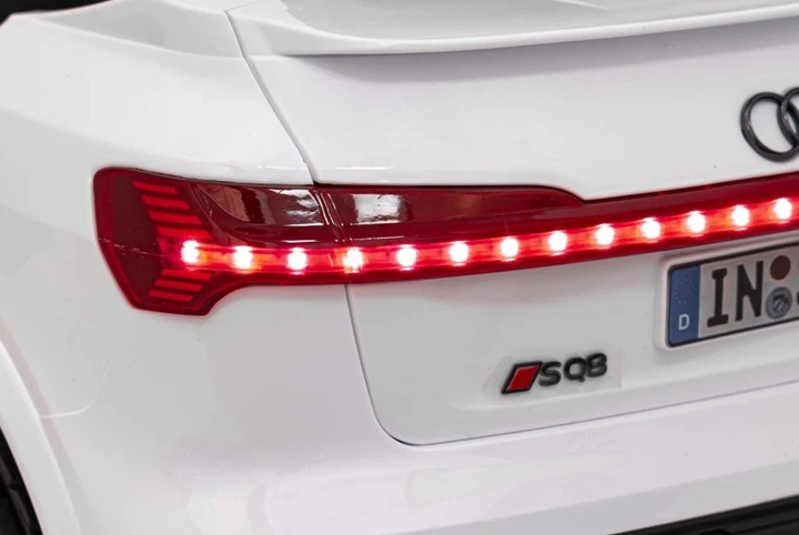 Samochód elektryczny dla dzieci Audi SQ8 Biały (5903864946635) - obraz 17