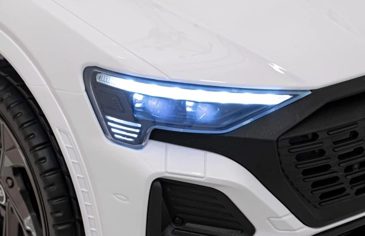 Samochód elektryczny dla dzieci Audi SQ8 Biały (5903864946635) - obraz 14
