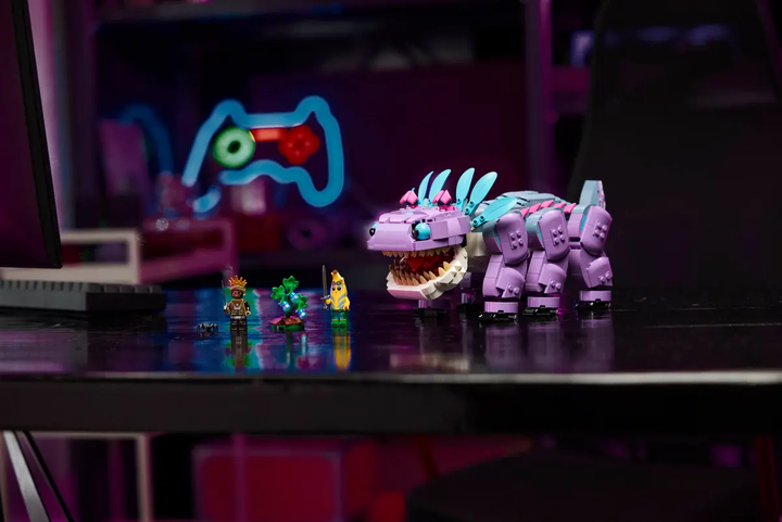 Конструктор LEGO Fortnite Кломбо 1084 элемента (77077) - изображение 8