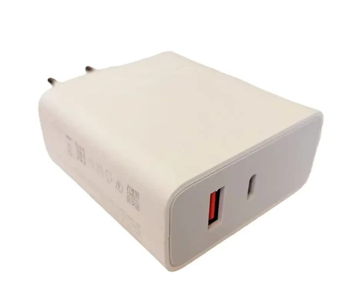 Зарядний пристрій 200W USB-C Power Delivery з кабелем та адаптером 9921 - Фото 4 Зарядний пристрій 200W USB-C Power Delivery з кабелем та адаптером 9921 - зображення 4