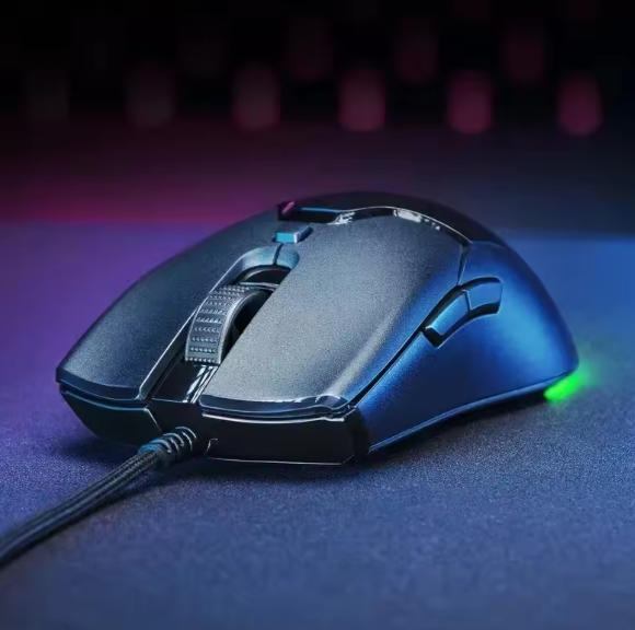 Мышь игровая проводная Razer Viper Mini USB проводная с RGB-подсветкой Black - Фото 6 Мышь игровая проводная Razer Viper Mini USB проводная с RGB-подсветкой Black - изображение 6