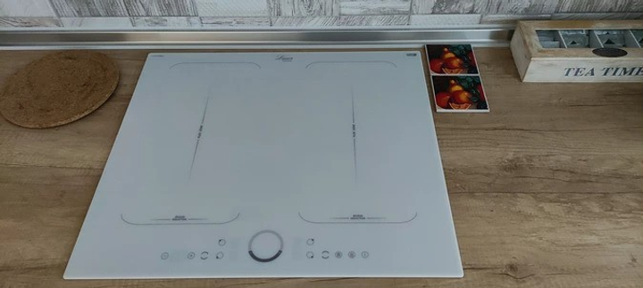 Індукційна варильна поверхня Luxor RI 622 White Eurokerar R + нова технологія квадратних конфорок, білий - зображення 10