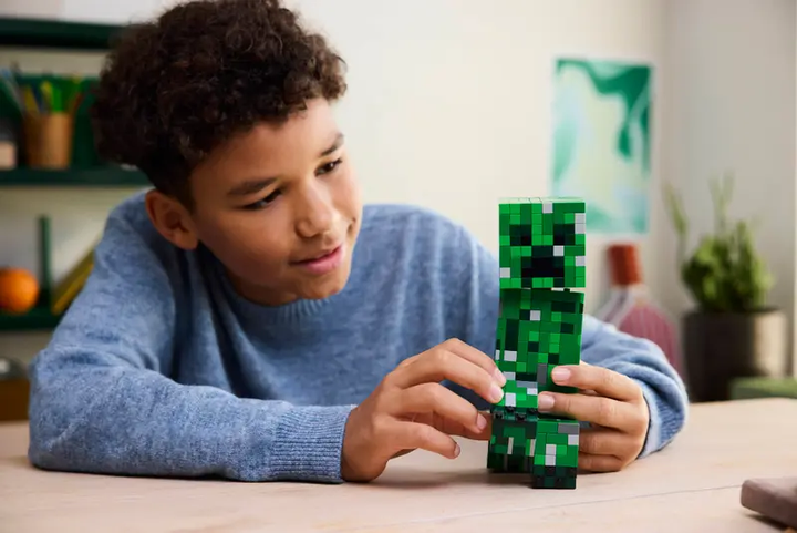 Конструктор LEGO Minecraft Кріпер, 665 ел. 21276 (5702017815503) - зображення 10