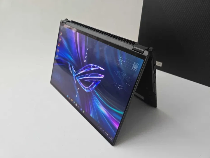 Ноутбук ASUS ROG Flow X16 (2023) i9-13900H/RTX 4060/RAM 16GB/SSD 1TB/QHD 240Hz Б\В - зображення 6