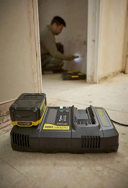 Зарядное устройство и 2 аккумулятора Stanley FATMAX 20 В, 4 A SFMCB24 - Фото 3 Зарядное устройство и 2 аккумулятора Stanley FATMAX 20 В, 4 A SFMCB24 - изображение 3