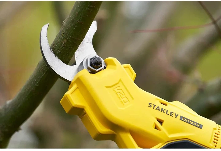 Ножницы-секатор садовые аккумуляторный Stanley FatMax, 18 В, Li-Ion SFMCPP32B - изображение 3