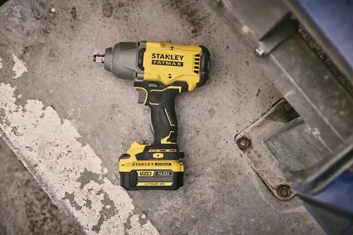 Гайковерт ударний акумуляторний Stanley FatMax Li-Ion V20 18 В, 950 Нм, 2000 об/хв, 2600 уд/хв SFMCF940B - Фото 9 Гайковерт ударний акумуляторний Stanley FatMax Li-Ion V20 18 В, 950 Нм, 2000 об/хв, 2600 уд/хв SFMCF940B - зображення 9