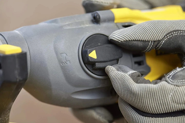 Перфоратор акумуляторний Stanley FatMax SDS-Plus, Li-Ion 18 В, 2.0 Дж, 5500 уд/хв, 1500 об/хв SFMCH900M22 - изображение 8