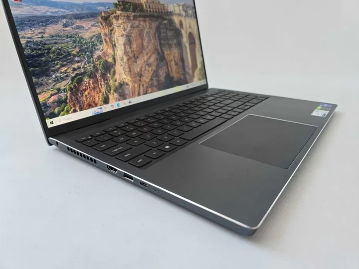 Ноутбук Dell Inspiron 16 Plus 7610 I7 11800H/RTX 3060/RAM 16GB/SSD 1TB/WIN 11 Б\В - зображення 2