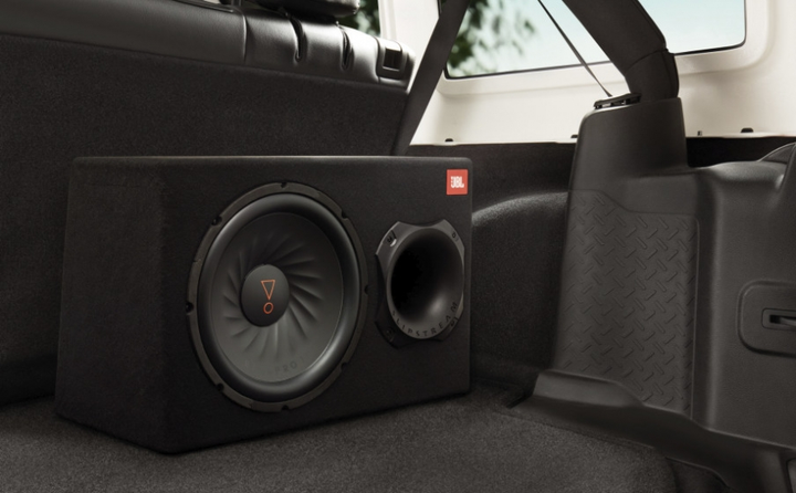 Subwoofer samochodowy JBL BassPro 12 (SUBBP 12) - obraz 4