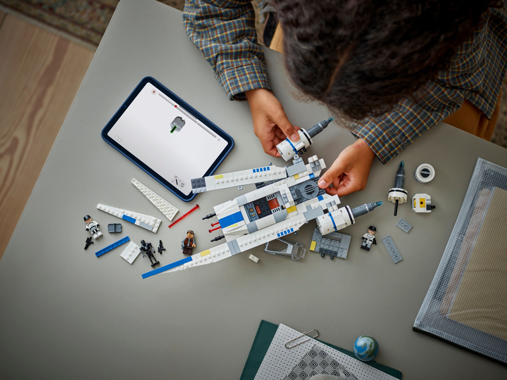 Конструктор LEGO Star Wars Винищувач U-Wing Повстанців 594 елемента (75399) - зображення 10