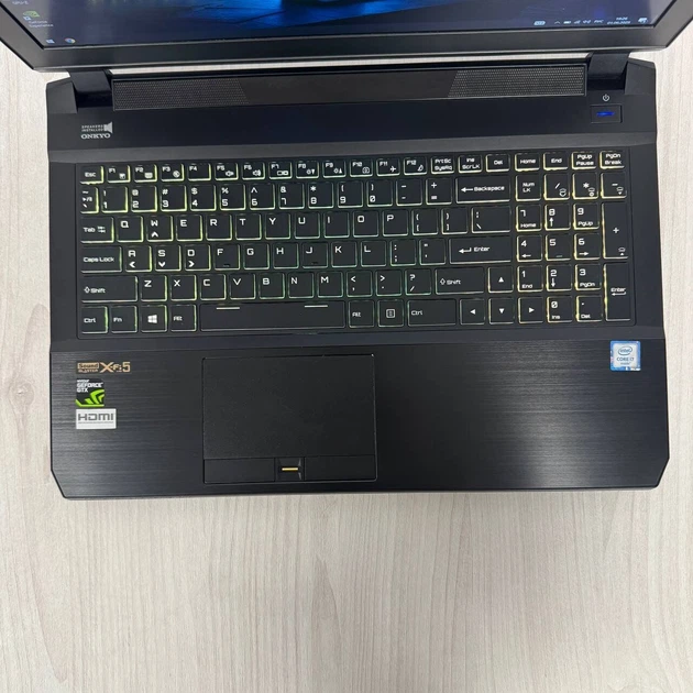 Игровой ноутбук Clevo Sager P650RP6 / 15.6