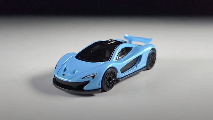 Машинка Базовая Hot Wheels McLaren P1 Quarter Mile Heroes 1:64