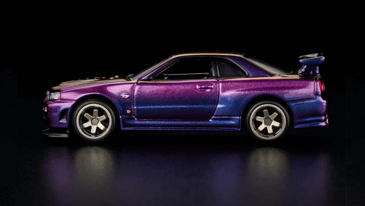 ホットウィール　RLC NISSAN SKYLINE GT-R (BNR34) Машинка Premium Hot Wheels Nissan Skyline GT-R (BNR34) Red Line