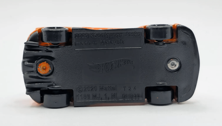 Машинка Базовая Hot Wheels 2020 Koenigsegg Jesko Exotics 1:64