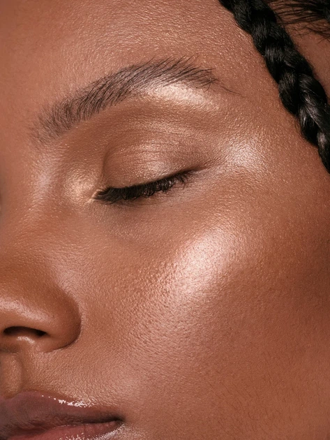 Хайлайтер SKKN BY KIM Golden Glow Highlighter - изображение 5