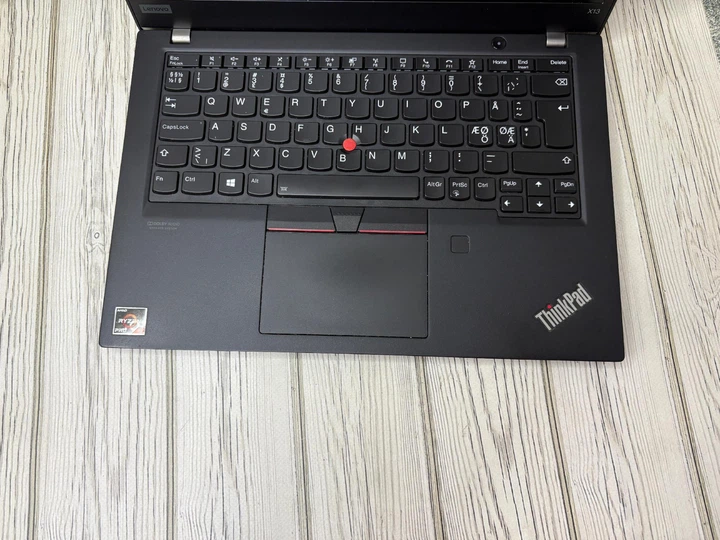 Бизнес-ноутбук Lenovo ThinkPad X13 Gen 1 |13.3
