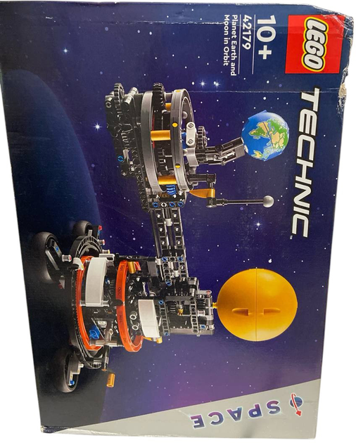 Zestaw klockow Lego Technic Planeta Ziemia i Ksiezyc na orbicie 526 elementow (42179) (955555909377838) - Outlet - obraz 2