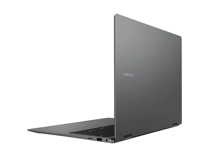 Ноутбук Galaxy Book5 Pro 360 16" AMOLED 2880x1800 120 Гц / Intel Core Ultra 7 256V / Intel Arc 140V / RAM 16 ГБ / LPDDR5X / SSD 1 ТБ / Windows 11 Home / 1,69 кг (NP960QHA-KG1US) - Фото 4 Ноутбук Galaxy Book5 Pro 360 16" AMOLED 2880x1800 120 Гц / Intel Core Ultra 7 256V / Intel Arc 140V / RAM 16 ГБ / LPDDR5X / SSD 1 ТБ / Windows 11 Home / 1,69 кг (NP960QHA-KG1US) - изображение 4