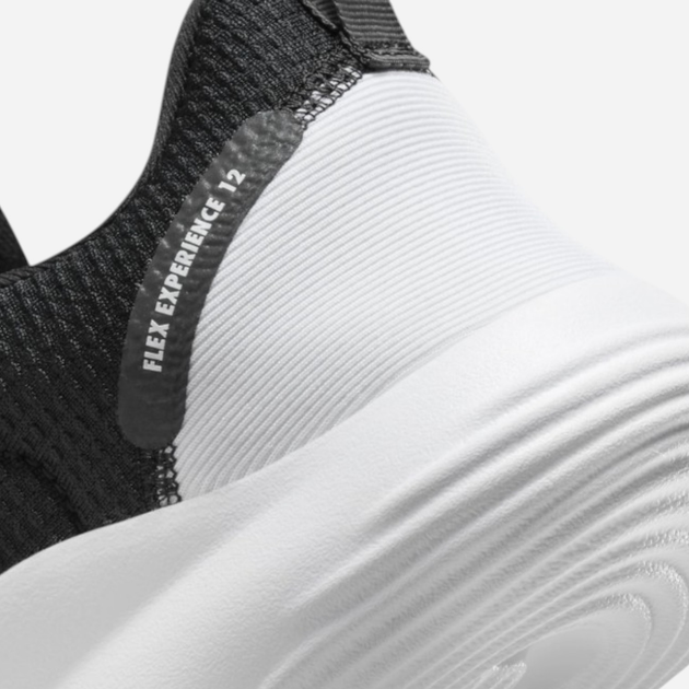 Чоловічі кросівки для бігу Nike Flex Experience Rn 12 DV0740-004 44 (10US) Чорні з білим (196975887064) - зображення 7