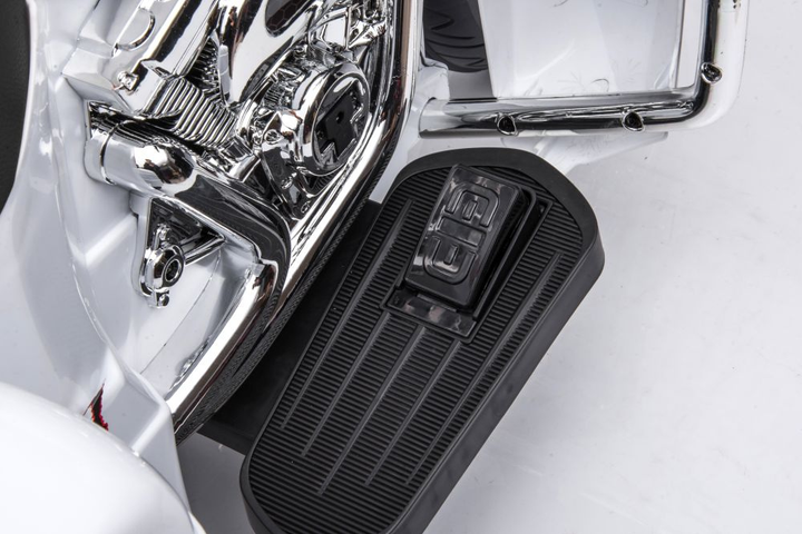 Мотоцикл на акумуляторі для дітей Lean Toys Goldwing NEL-R1800GS Триколісний Білий (5904665995174) - зображення 2