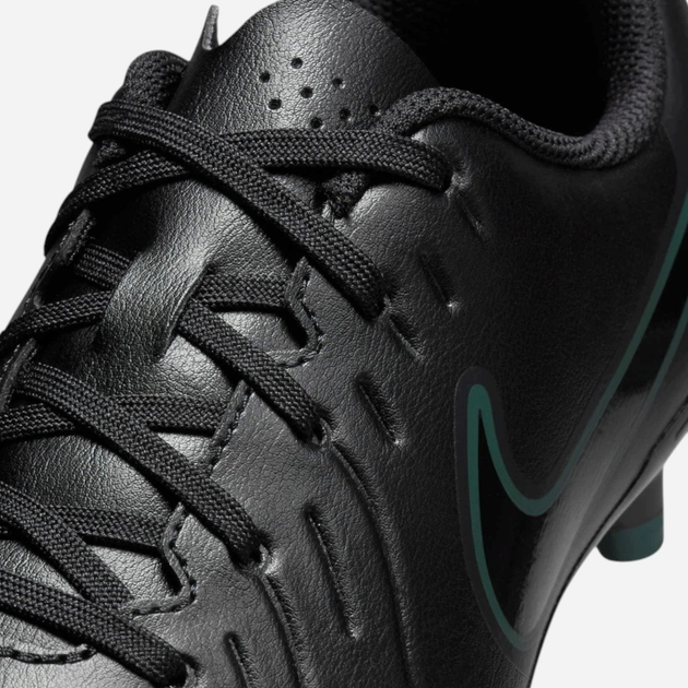 Підліткові футбольні бутси шиповки для хлопчика Nike Jr Legend 10 Club Fg/Mg DV4352-002 38.5 (6Y US) Чорні (197597316451) - зображення 6