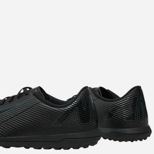 Buty piłkarskie turfy młodzieżowe chłopięce Nike Jr Vapor 16 Club Tf FQ8287-002 36.5 (4.5Y US) Czarne (197597326917) - obraz 4