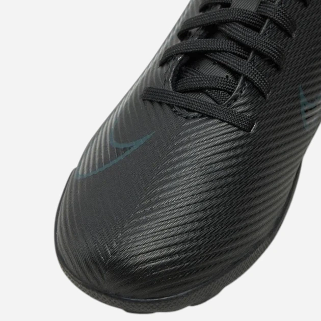 Buty piłkarskie turfy młodzieżowe chłopięce Nike Jr Vapor 16 Club Tf FQ8287-002 36.5 (4.5Y US) Czarne (197597326917) - obraz 6