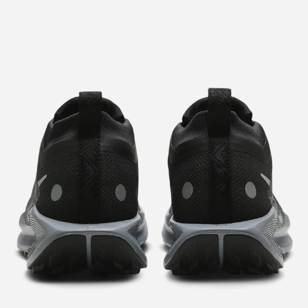 Buty do biegania damskie Gore Tex Nike W Pegasus Trail 5 Gtx FQ0912-001 38 (7US) Czarne (197597070452) - obraz 4