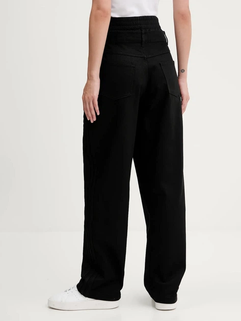 Джинсы Regular Fit женские Adidas Originals Firebird Utility JX7594 27-34 Черные (4068811945787) - изображение 7