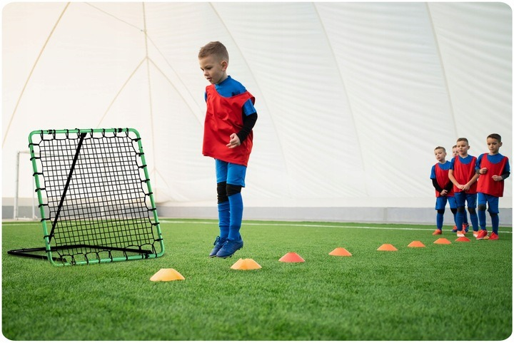 Bramka treningowa Neo Sport rebounder 120 x 120 cm (5903890611347) - obraz 8