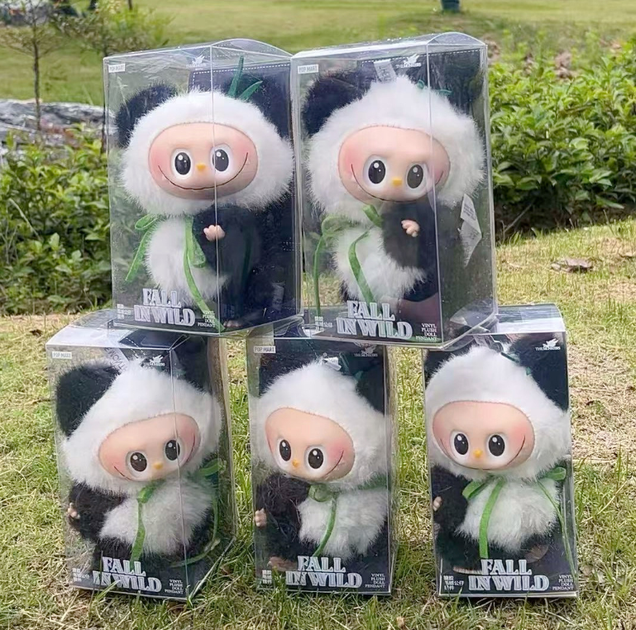 Мягкая игрушка Лабубу панда, брелок коллекционная The Monsters Labubu exclusive Panda - изображение 4
