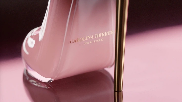 Миниатюра парфюмированной воды для женщин Carolina Herrera Good