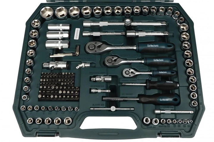 Набір інструментів GUT MECHANIC 216 шт — тріскачки, головки, біти
