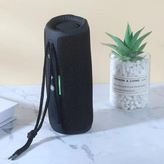 Портативна Bluetooth колонка TG365 1200 mAh з ремінцем Black - Фото 2 Портативна Bluetooth колонка TG365 1200 mAh з ремінцем Black - зображення 2