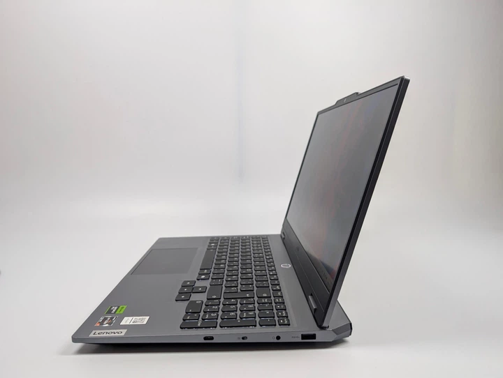 Ігровий ноутбук Lenovo LOQ 15ARP9, AMD Ryzen 7 7435HS, 16 GB / 512