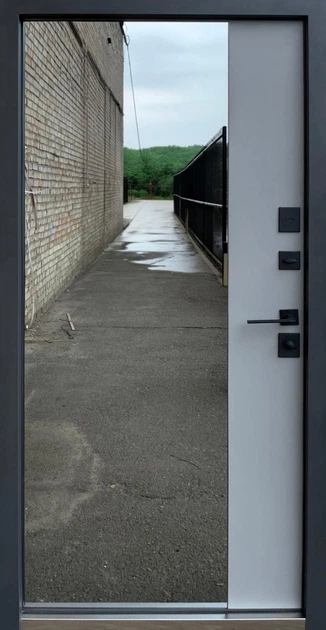 Входная дверь Qdoors Ультра Лаунж-Аk с зеркалом (950х2050) мм квартира - изображение 2
