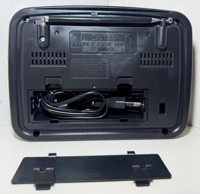Портативний багатофункціональний радіоприймач GOLON RX-455S з USB, SD радіо з акумулятором і сонячною панеллю - изображение 10