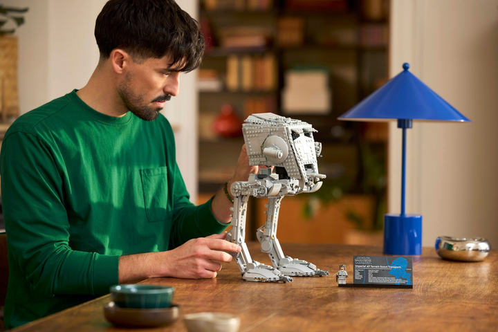 Zestaw klocków LEGO Star Wars Maszyna krocząca AT-ST 1513 elementów (75417) - obraz 10