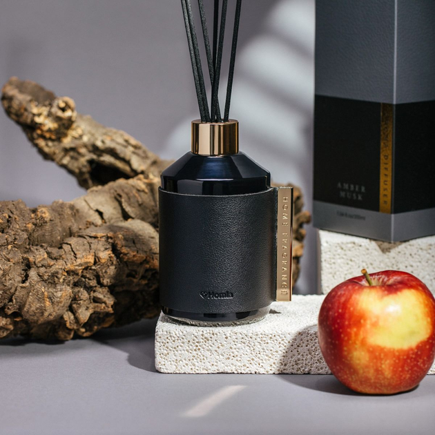 Аромадифузор Homla Sleek Leather Amber Musk з паличками 200 мл (5906496708565) - зображення 7