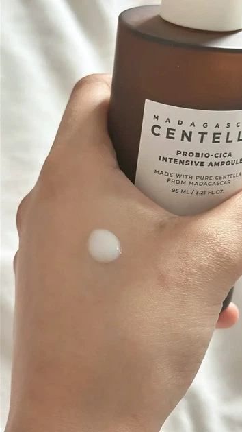 Укрепляющая ампульная сыворотка с пробиотиками SKIN1004 Madagascar Centella Probio-Cica Intensive Ampoule 95мл - Фото 2 Укрепляющая ампульная сыворотка с пробиотиками SKIN1004 Madagascar Centella Probio-Cica Intensive Ampoule 95мл - изображение 2