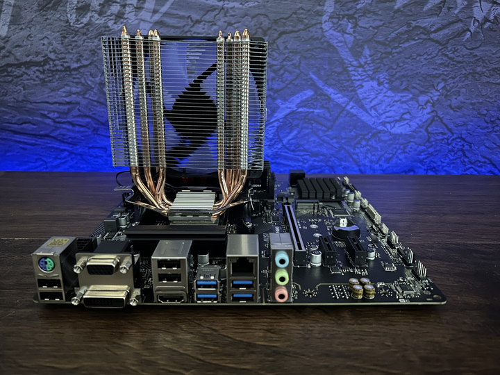 Игровой комплект: материнская плата B550M + AMD Ryzen 7