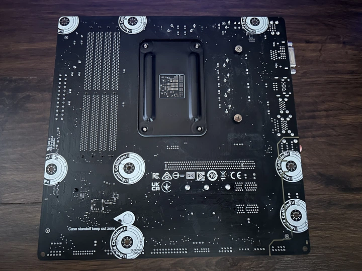 Игровой комплект: материнская плата B550M + AMD Ryzen 7 5700х +