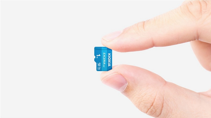 Karta pamięci KIOXIA MicroSDXC 256GB Class 10 UHS-I U3 V30 Exceria G2 + adapter SD (4582563854512) - obraz 2