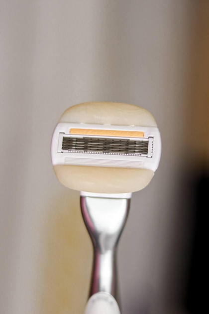 Змінні касети Gillette Venus Coconut з гелевими подушечками, 5 лез - зображення 2