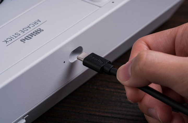 Kontroler 8BitDo Arcade Stick Xbox/PC White (RET00364) - obraz 6