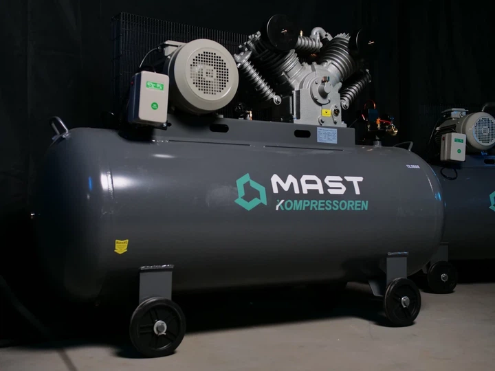 Поршневой компрессор MAST 2105/500L 400V 12.5BAR - Фото 2 Поршневой компрессор MAST 2105/500L 400V 12.5BAR - изображение 2
