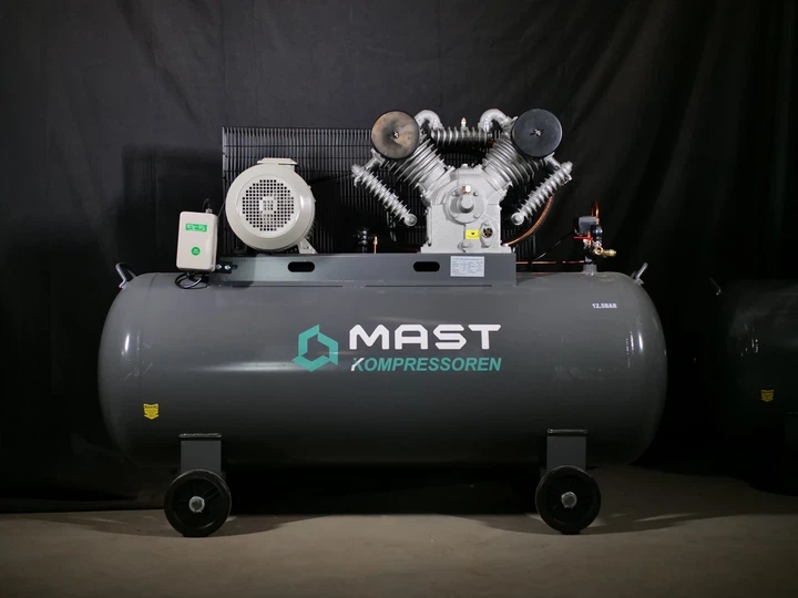 Поршневой компрессор MAST 2105/500L 400V 12.5BAR - Фото 3 Поршневой компрессор MAST 2105/500L 400V 12.5BAR - изображение 3